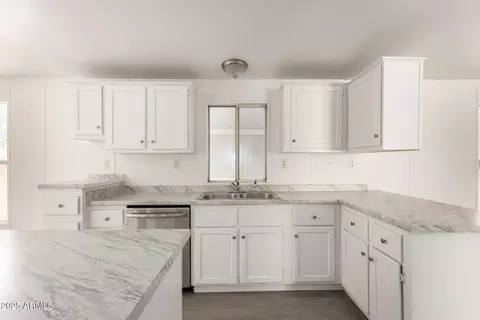 5180 S Whispering Sands Dr, Casa Grande, AZ 85193