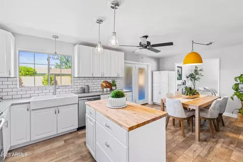Kitchen - 724 E 6th St, Mesa, AZ 85203 photo 6 of 7