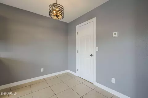 Dining - 3511 E Baseline Rd #1033, Phoenix, AZ 85042 photo 1 of 1