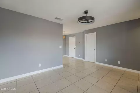 Living - 3511 E Baseline Rd #1033, Phoenix, AZ 85042 photo 3 of 4