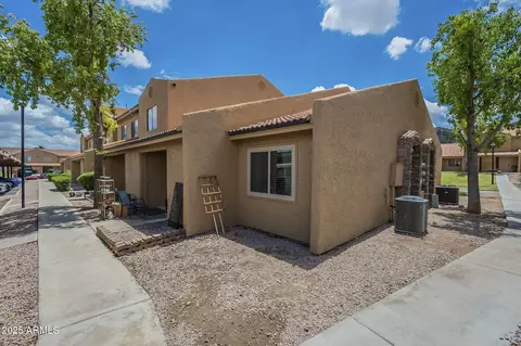 Exterior - 3511 E Baseline Rd #1033, Phoenix, AZ 85042 photo 2 of 3
