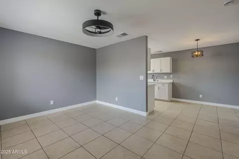 Living - 3511 E Baseline Rd #1033, Phoenix, AZ 85042 photo 1 of 4