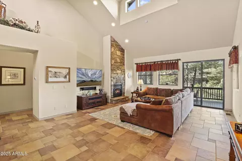 Living - 1708 E Snap Dragon Ct, Payson, AZ 85541 photo 1 of 3