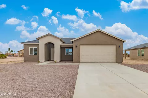 15532 S Patagonia Rd, Arizona City, AZ 85123