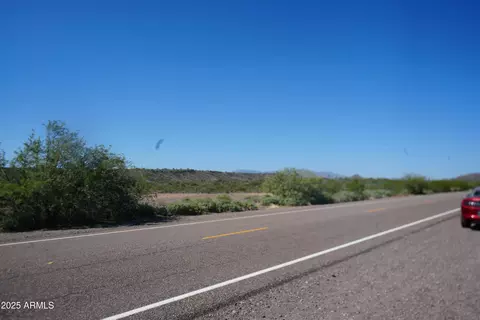 49911 N 27th Ave, New River, AZ 85087