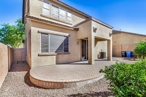Exterior - 3911 E Pollack St, Phoenix, AZ 85042 photo 9 of 11