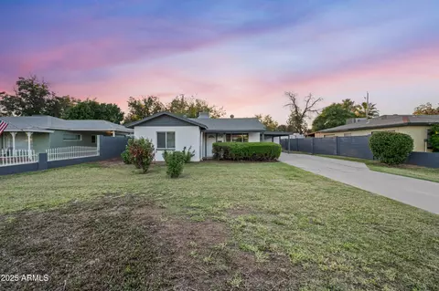 7528 N 60th Ave, Glendale, AZ 85301
