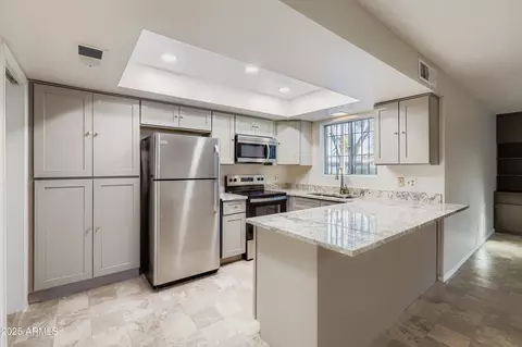 3741 W Davidson Ln, Phoenix, AZ 85051