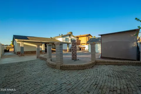 Exterior - 7531 W Osborn Rd, Phoenix, AZ 85033 photo 6 of 8