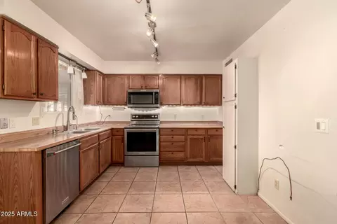 Kitchen - 234 S Glenmar Rd, Mesa, AZ 85208 photo 1 of 2