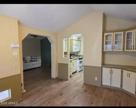 2359 S Pomo Ave, Apache Junction, AZ 85119 photo 9