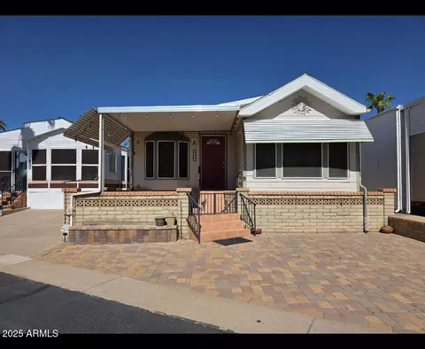 2359 S Pomo Ave, Apache Junction, AZ 85119