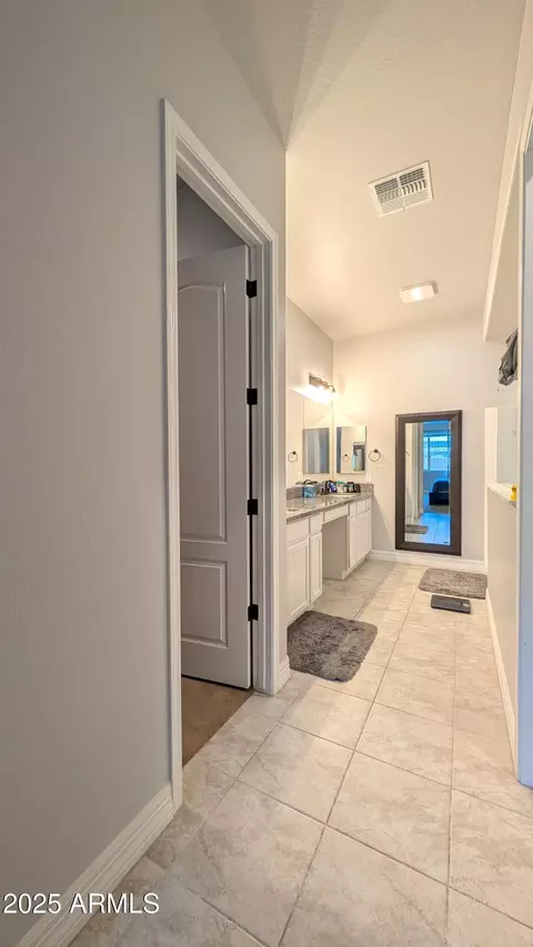 Entry Way - 10835 E Tesla Ave, Mesa, AZ 85212 photo 4 of 5