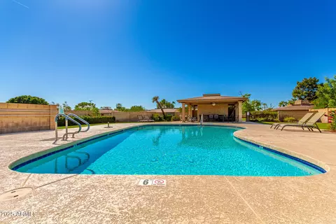 1012 E Wagon Wheel Dr, Phoenix, AZ 85020