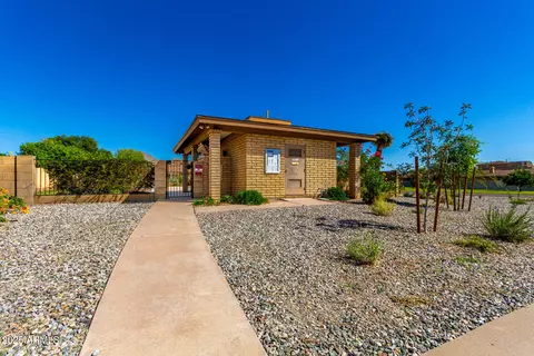 View/Area - 1012 E Wagon Wheel Dr, Phoenix, AZ 85020 photo 1 of 1