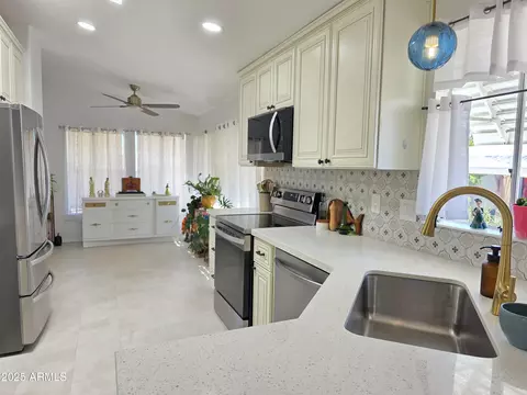 2233 E Behrend Dr #250, Phoenix, AZ 85024 photo 15