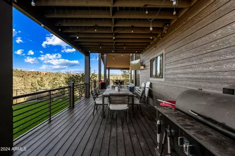 Exterior - 2262 Meadow Trl, Overgaard, AZ 85933 photo 17 of 27