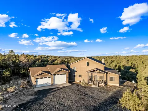 Exterior - 2262 Meadow Trl, Overgaard, AZ 85933 photo 2 of 27