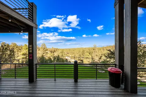 Exterior - 2262 Meadow Trl, Overgaard, AZ 85933 photo 15 of 27