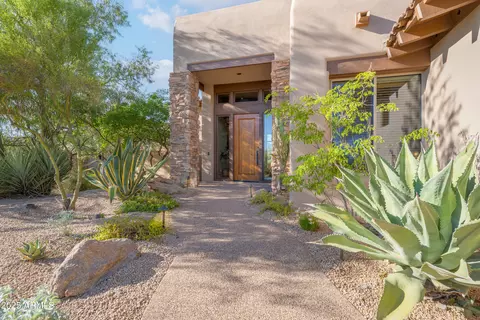 9810 E Forgotten Hills Dr, Scottsdale, AZ 85262