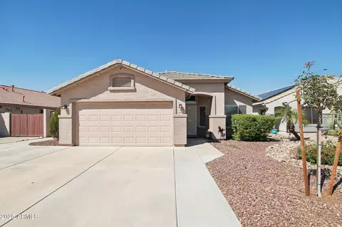8210 W Clara Ln, Peoria, AZ 85382