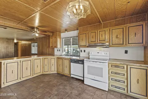 17071 E Bob White Rd, Mayer, AZ 86333 photo 10
