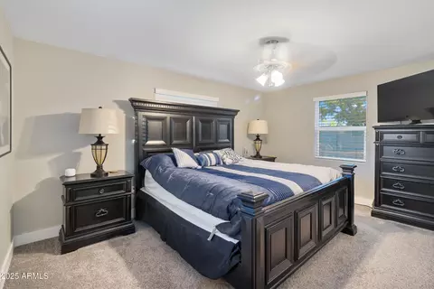 Bedroom - 2709 E Clarendon Ave, Phoenix, AZ 85016 photo 5 of 6