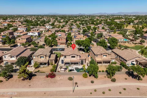 View/Area - 4081 E Carriage Way, Gilbert, AZ 85297 photo 5 of 9