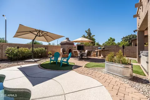 Exterior - 4081 E Carriage Way, Gilbert, AZ 85297 photo 8 of 12