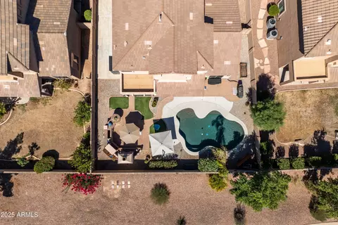View/Area - 4081 E Carriage Way, Gilbert, AZ 85297 photo 8 of 9