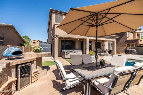 Exterior - 4081 E Carriage Way, Gilbert, AZ 85297 photo 10 of 12