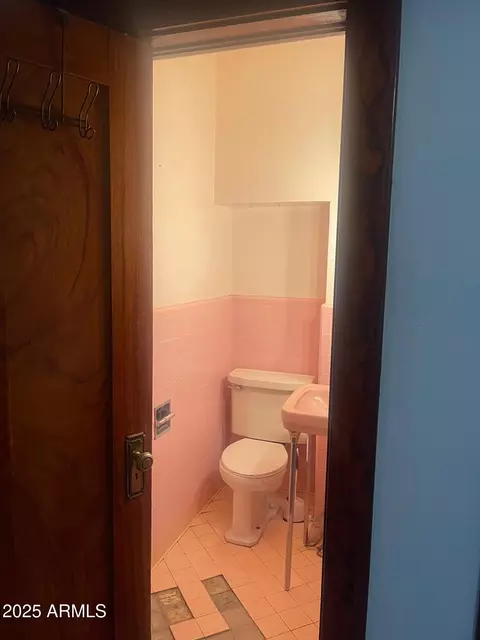 Bath - 1325 E 11th St, Douglas, AZ 85607 photo 1 of 2