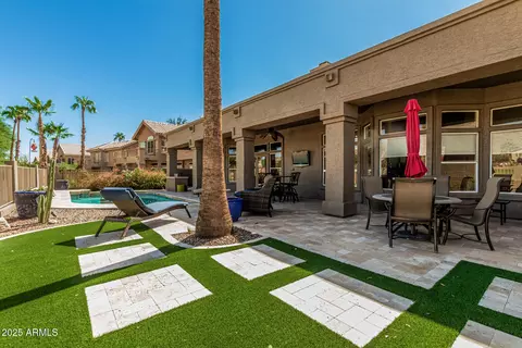 1668 E Saltsage Dr, Phoenix, AZ 85048