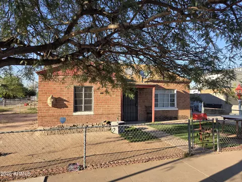 1326 E Diamond St, Phoenix, AZ 85006