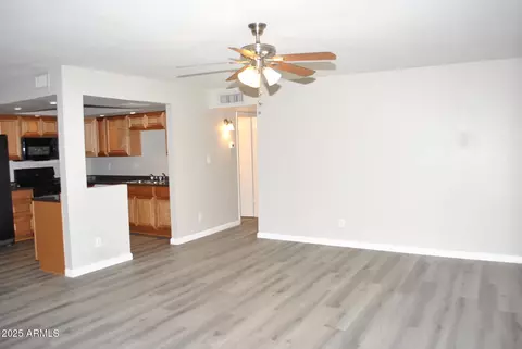 Living - 462 E Royal Palms Dr, Mesa, AZ 85203 photo 2 of 2