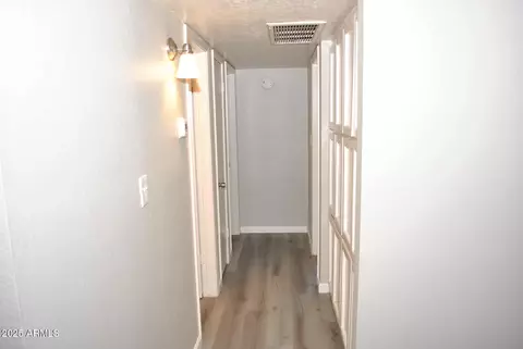 Entry Way - 462 E Royal Palms Dr, Mesa, AZ 85203 photo 1 of 1