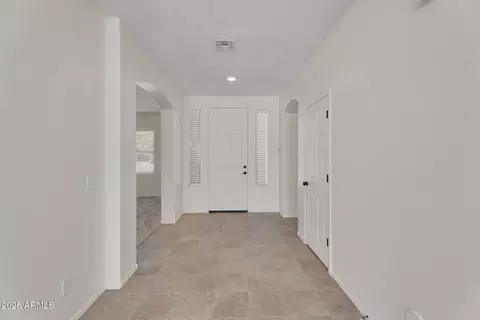 Entry Way - 2975 E Andre Ave, Gilbert, AZ 85298 photo 1 of 3