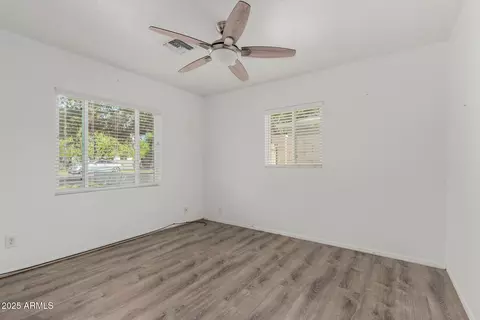 3907 E Mulberry Dr, Phoenix, AZ 85018 photo 12