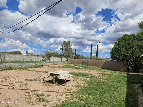 Exterior - 130 Mountain View Ave, Bisbee, AZ 85603 photo 2 of 7
