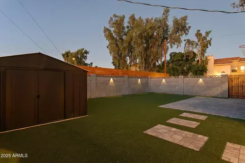 Exterior - 1246 E Vista Ave, Phoenix, AZ 85020 photo 3 of 27