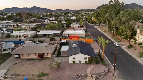 View/Area - 1246 E Vista Ave, Phoenix, AZ 85020 photo 5 of 9