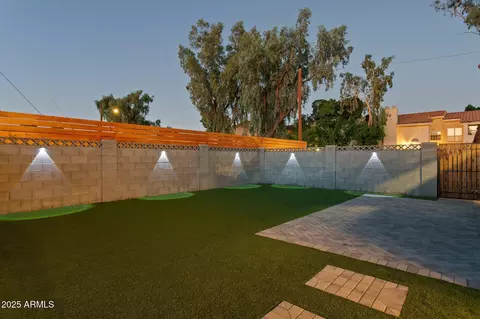 Exterior - 1246 E Vista Ave, Phoenix, AZ 85020 photo 17 of 27