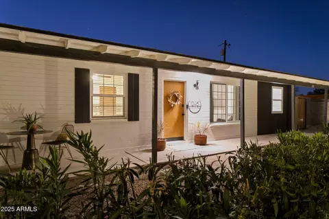 Exterior - 1246 E Vista Ave, Phoenix, AZ 85020 photo 10 of 27