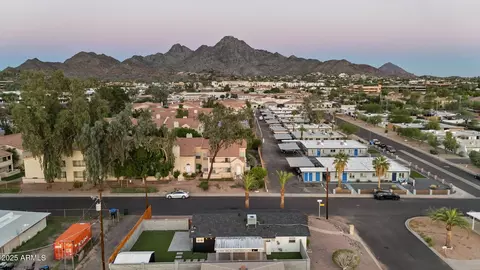 View/Area - 1246 E Vista Ave, Phoenix, AZ 85020 photo 4 of 9
