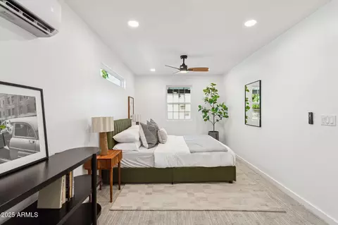 Bedroom - 1246 E Vista Ave, Phoenix, AZ 85020 photo 3 of 4