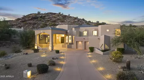14425 S Canyon Dr, Phoenix, AZ 85048