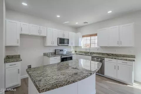 Kitchen - 1273 E Hampton Ln, Gilbert, AZ 85295 photo 1 of 3
