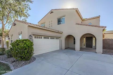 1273 E Hampton Ln, Gilbert, AZ 85295