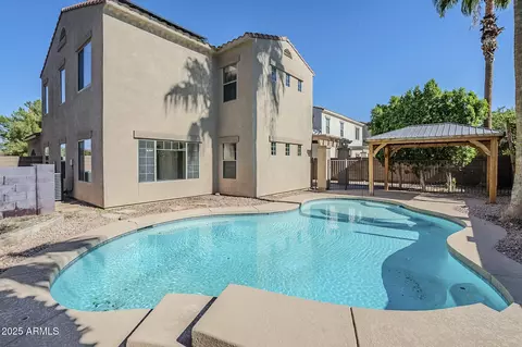 Exterior - 1273 E Hampton Ln, Gilbert, AZ 85295 photo 3 of 3