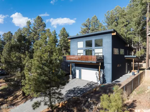 763 Comanche St, Flagstaff, AZ 86005